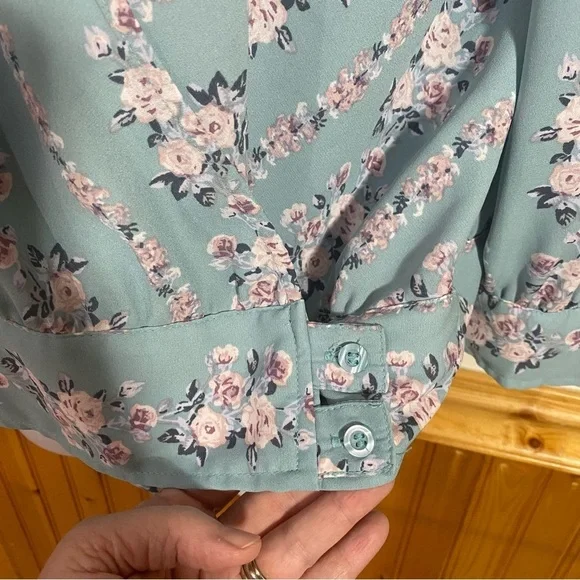 Floral Teal Blouse - Picture 5 of 11